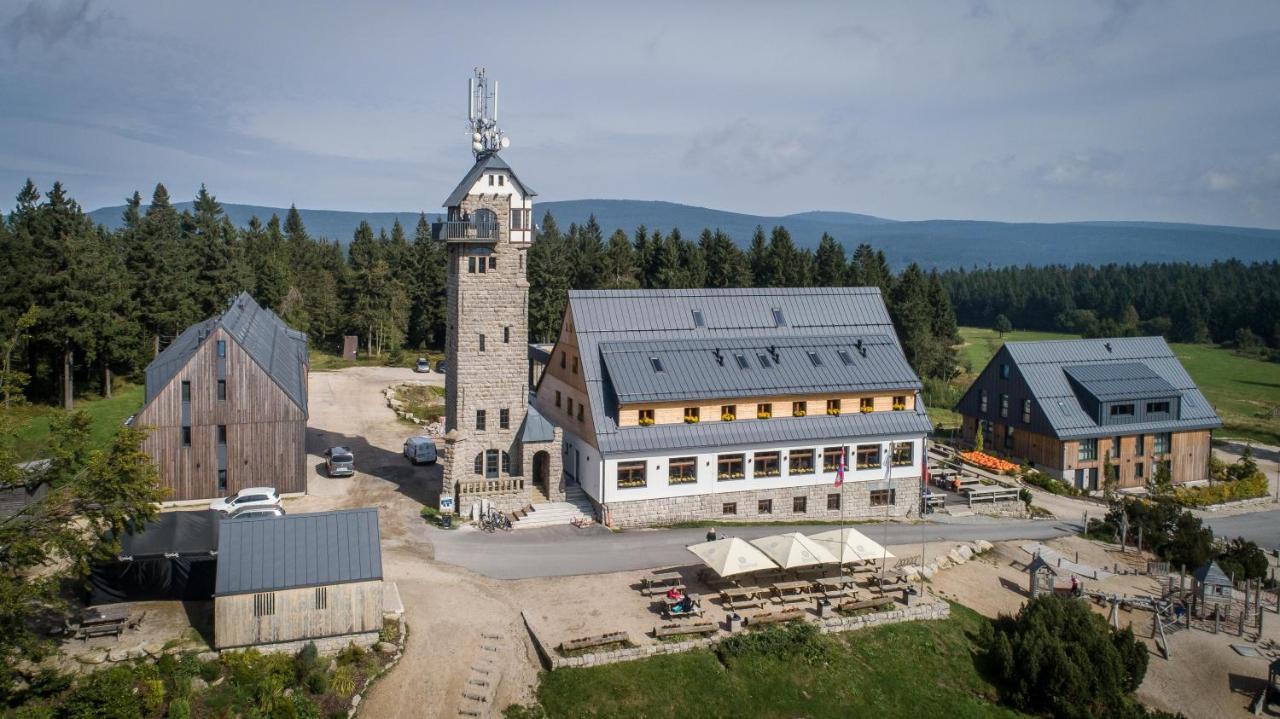Hotel Kralovka Bedřichov エクステリア 写真