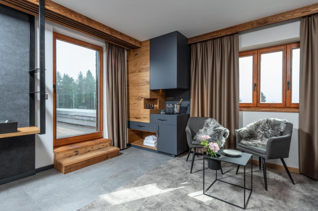 Hotel Kralovka Bedřichov エクステリア 写真