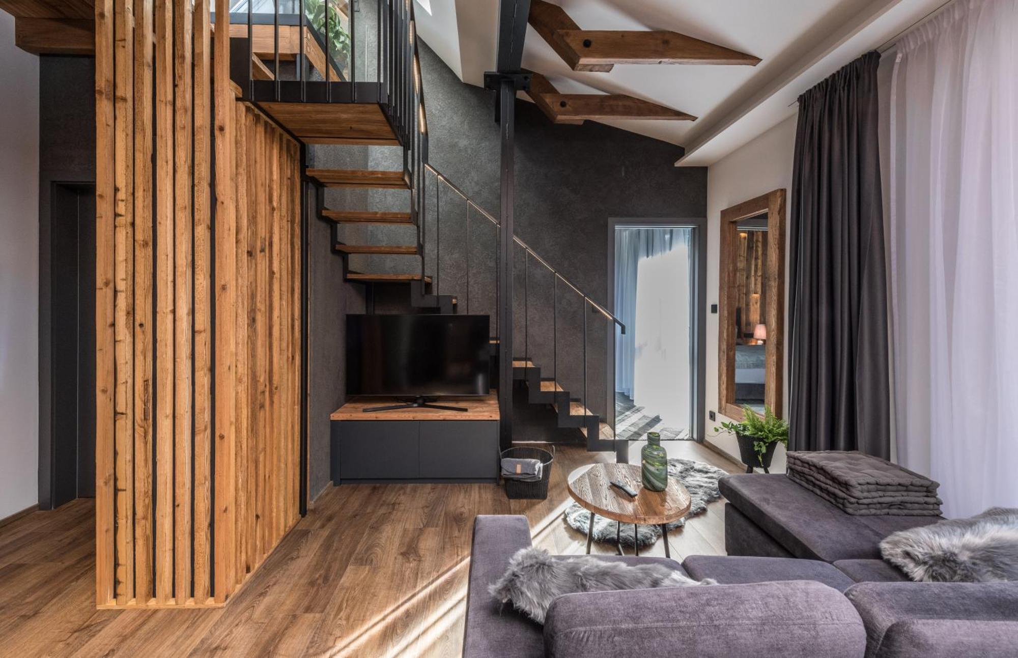 Hotel Kralovka Bedřichov エクステリア 写真